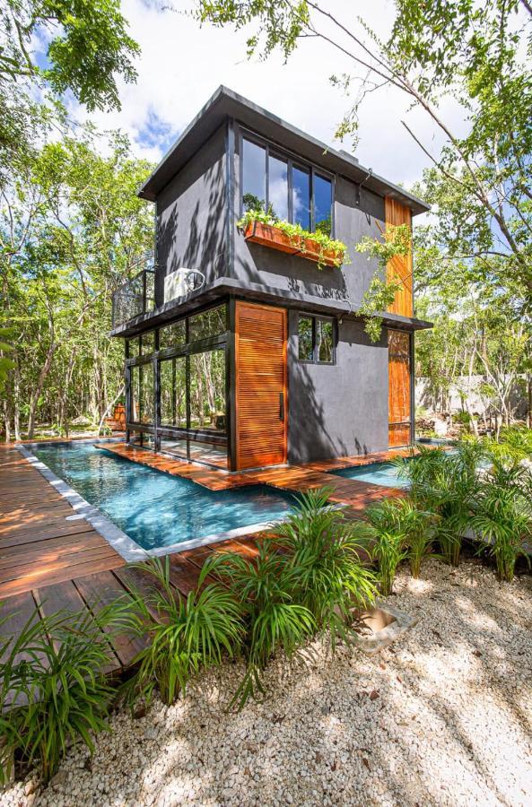 Tiny House En La Selva Con Cenote Natural Privado Tulum Exterior photo